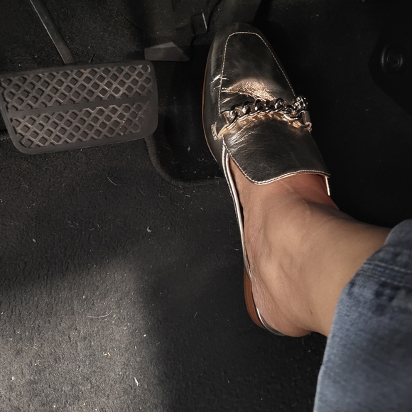 Tory Burch shoes - Picture 8 of 11